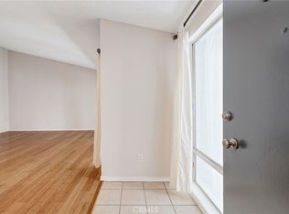 902 Camino Real Unit 204, Redondo Beach, CA 90277