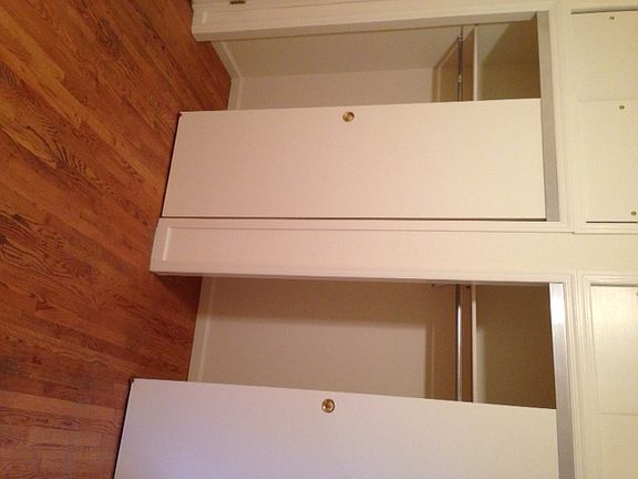 3rd image of 370 W 11th St APT 4