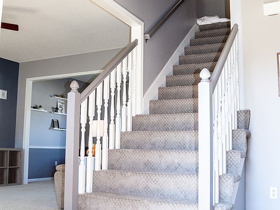 NEW carpet upstairs!