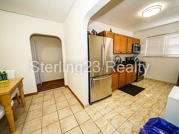 2nd image of 20-29 23rd St #1