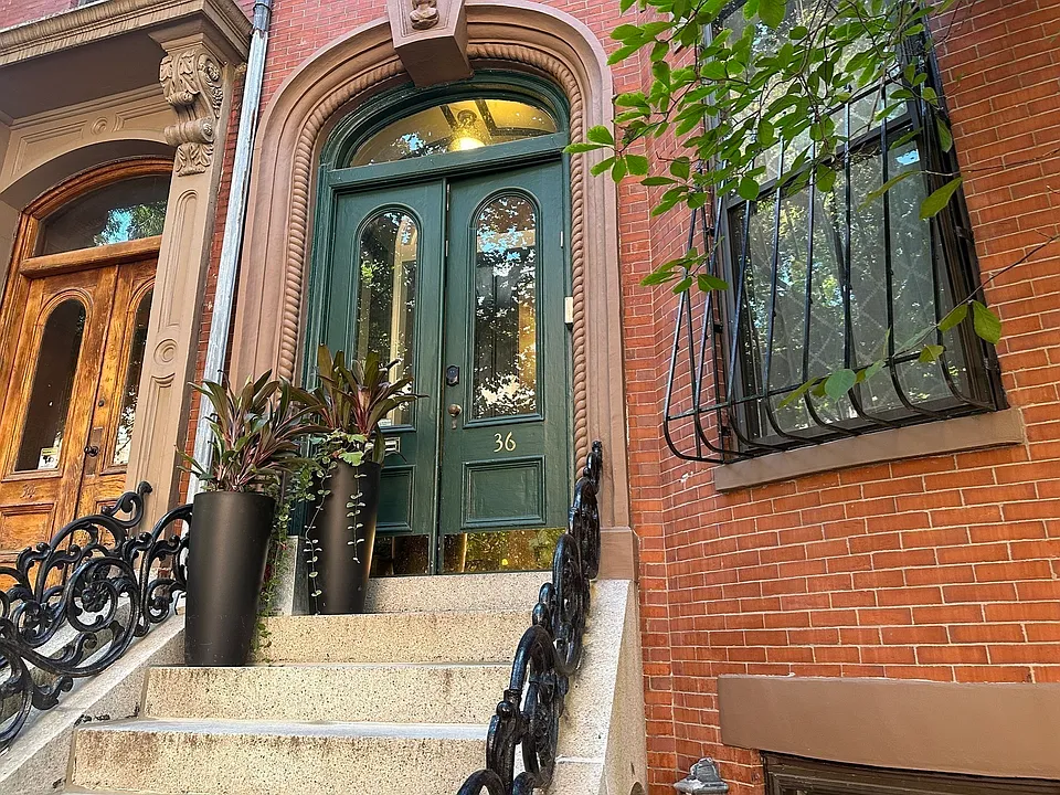 36 Upton St #2