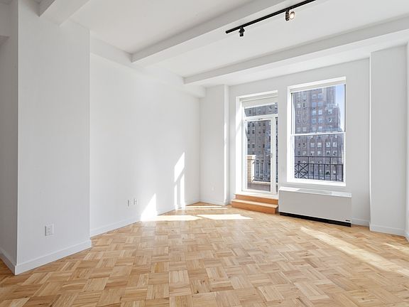 4th image of 63 Wall St APT 3203