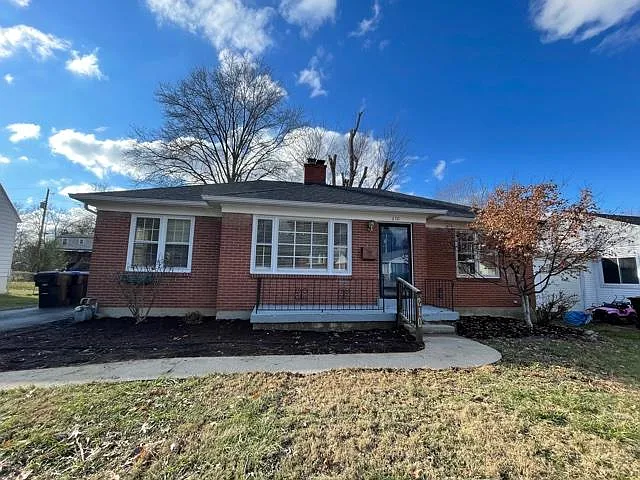 210 Beechwood Ave