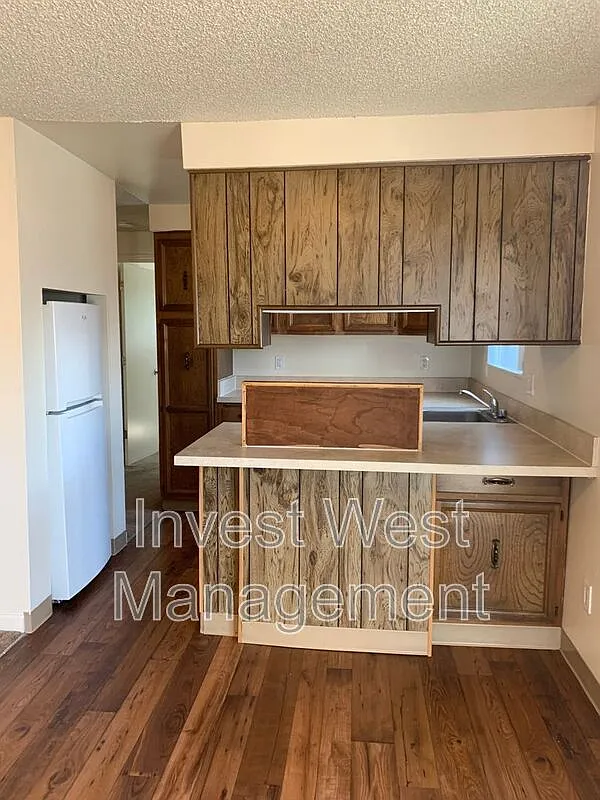Building Photo - 3331 NE 57th Ave #4
