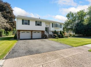 3 Grist Mill Rd, Wanaque, NJ 07465