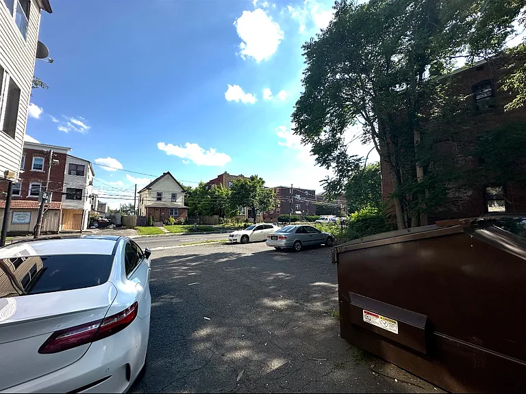 365 Franklin Ave #3N — Photo 21