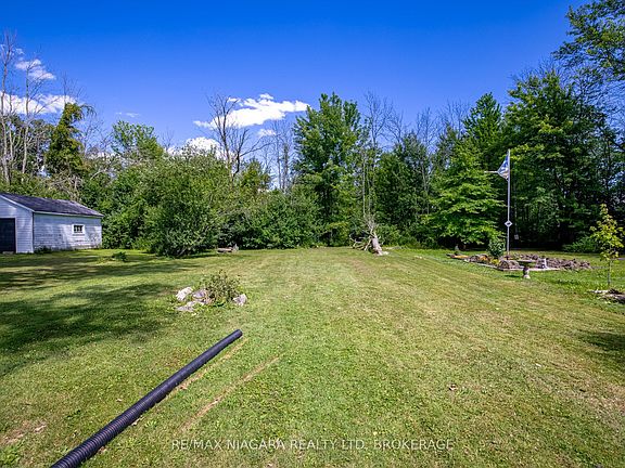 4th image of 434 Crescent Rd