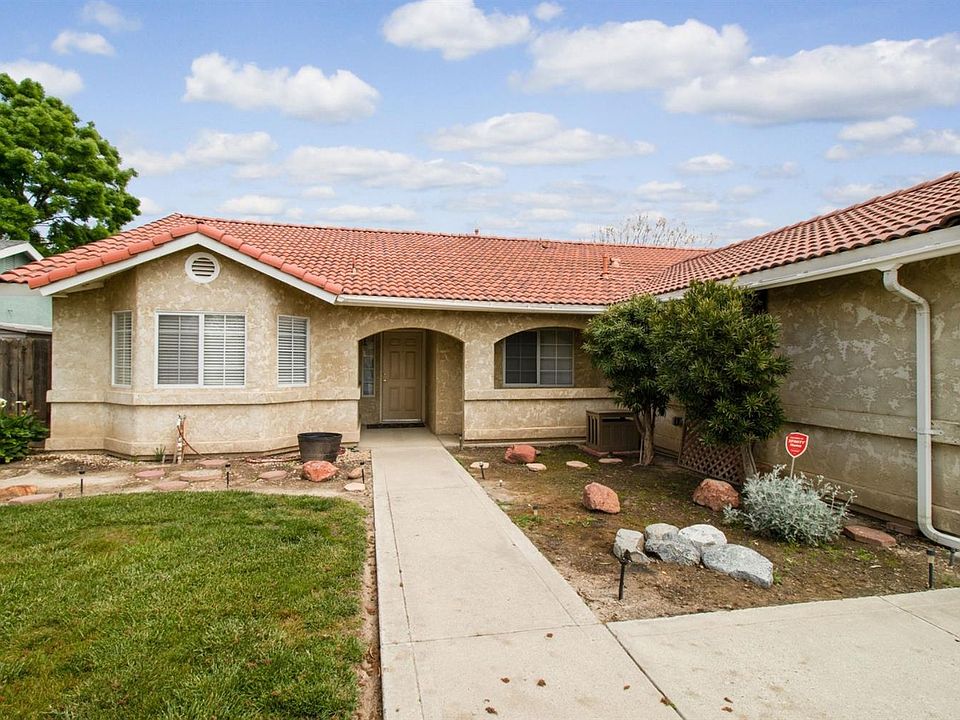 1st image of 1415 Echo Ln