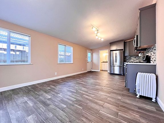 3rd image of 297 Ferndale Ave