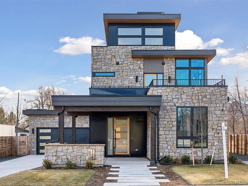 1st image of 2170 Vine Avenue