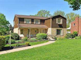 74 Stonehenge Dr, Washington, PA