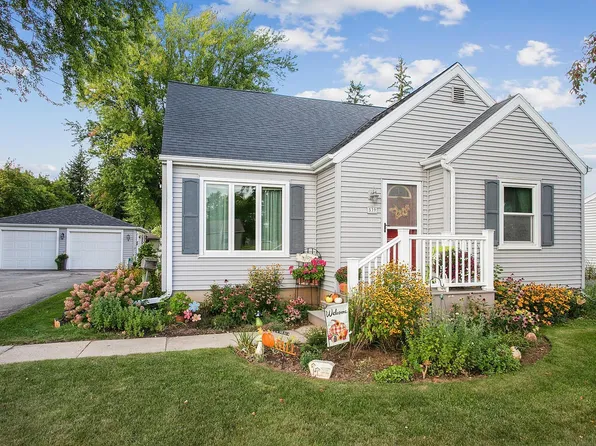 539 Fairway Dr, Brillion, WI 54110