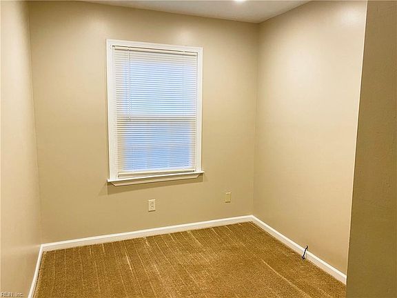 5th image of 2702 Elkhorn Ave #A