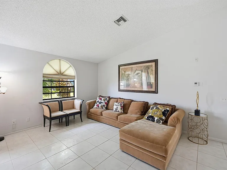 5395 Firenze Dr #K — Photo 11