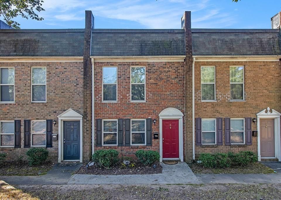 1st image of 205 Winding River Dr Unit B