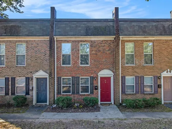 205 Winding River Dr Unit B, Sandy Springs, GA 30350