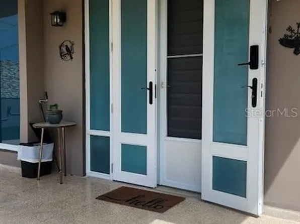 20 Calle 20 Cor W, Humacao, PR 00791