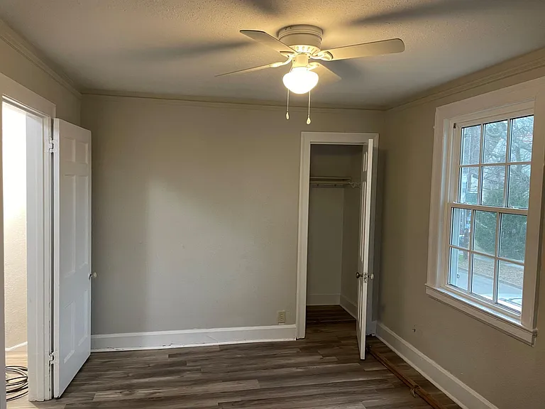 10377 Warwick Blvd — Photo 7