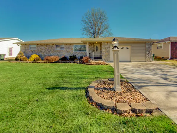 412 S Ryle Dr, Greensburg, IN 47240