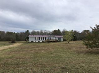 241 Road 1913, Cedar Bluff, AL 35959