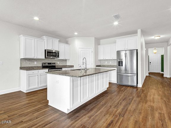 5th image of 479 Eagle Lake Way