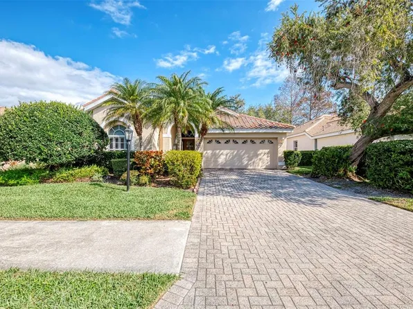 5271 Highbury Cir, Sarasota, FL 34238