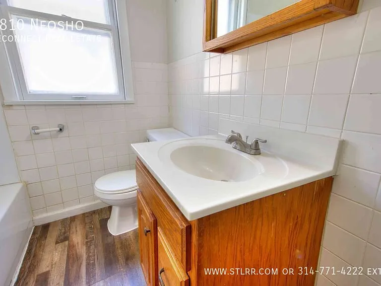 3810 Neosho St — Photo 26