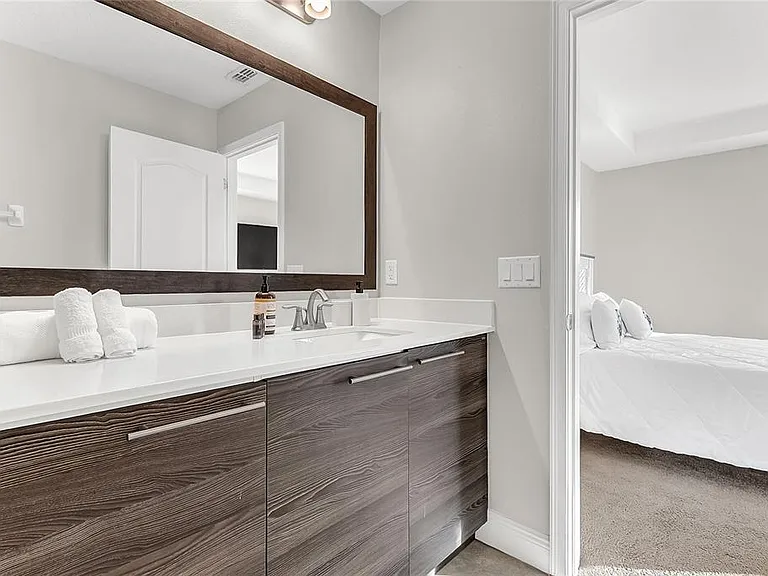 105 Kenny Blvd — Photo 11