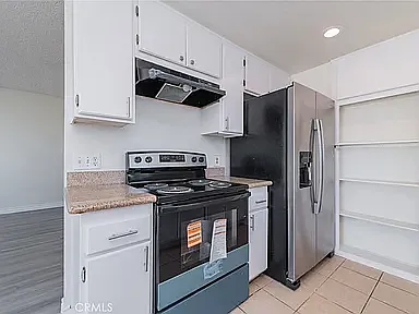 16920 Colchester Way — Photo 20