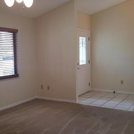 4th image of 622 Ipswich Ln