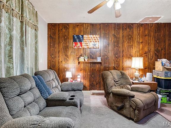 3rd image of 5324 West Ave