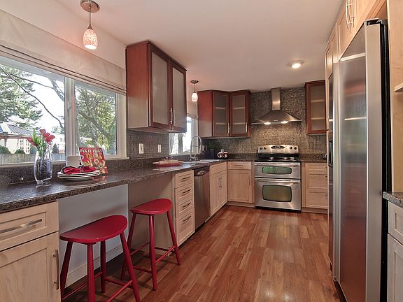 4th image of 14040 118th Ave NE
