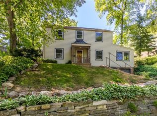 3200 Saint Johns Rd, Des Moines, IA 50312