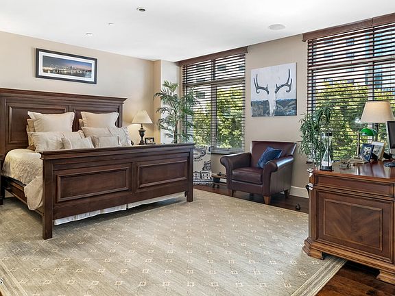 5th image of 2402 E Esplanade Lane #305