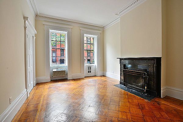 1st image of 332 W 22nd St #1