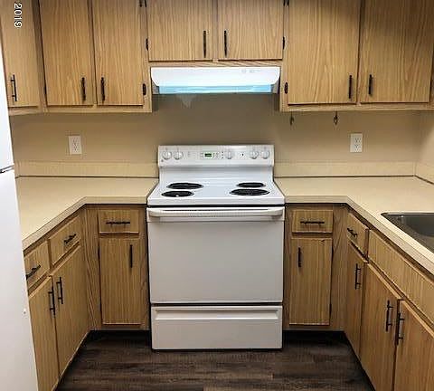 5th image of 1065 Ellen Ct #1065