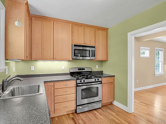 4th image of 3030 S Clarkson St