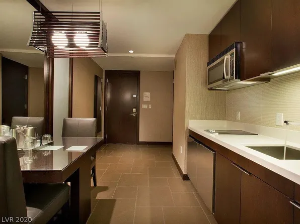 2600 W Harmon Ave #15050, Las Vegas, NV 89158