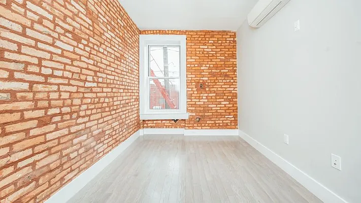 Rented by Nooklyn NYC LLC | media 13