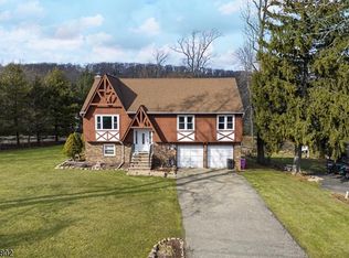 118 Quaker Church Rd, Randolph, NJ 07869