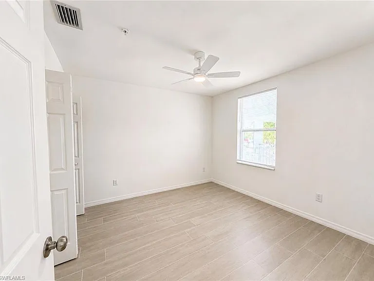 3815 Chiquita Blvd S — Photo 21