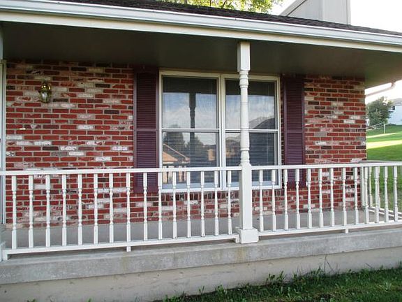 2nd image of 812 Foxtail Dr