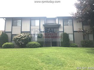 9919 132nd Street Ct E APT B, Puyallup, WA 98373