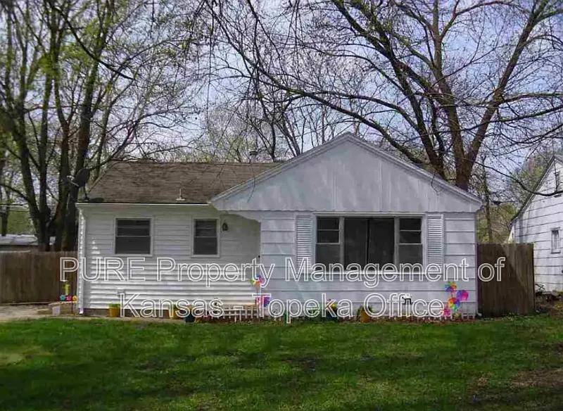 Building Photo - 2333 SW Moundview Dr