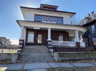 615 SW 9th St, Topeka, KS 66612