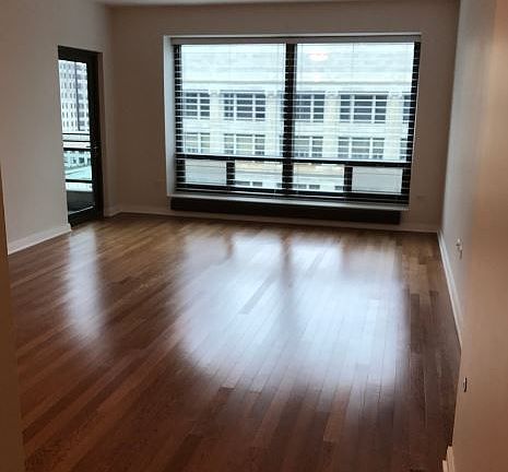 2nd image of 130 N Garland Ct APT 1910