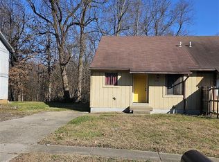 205 Eagle Pass Dr, Radcliff, KY 40160
