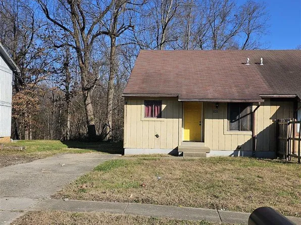 205 Eagle Pass, Radcliff, KY 40160