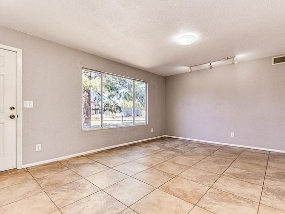 2nd image of 525 W Magdalena Dr