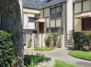 109 E Rosewood Ct, Ontario, CA 91764